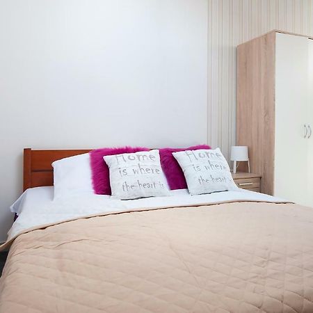 Port-Lodz Apartment By Pinpoint Ngoại thất bức ảnh
