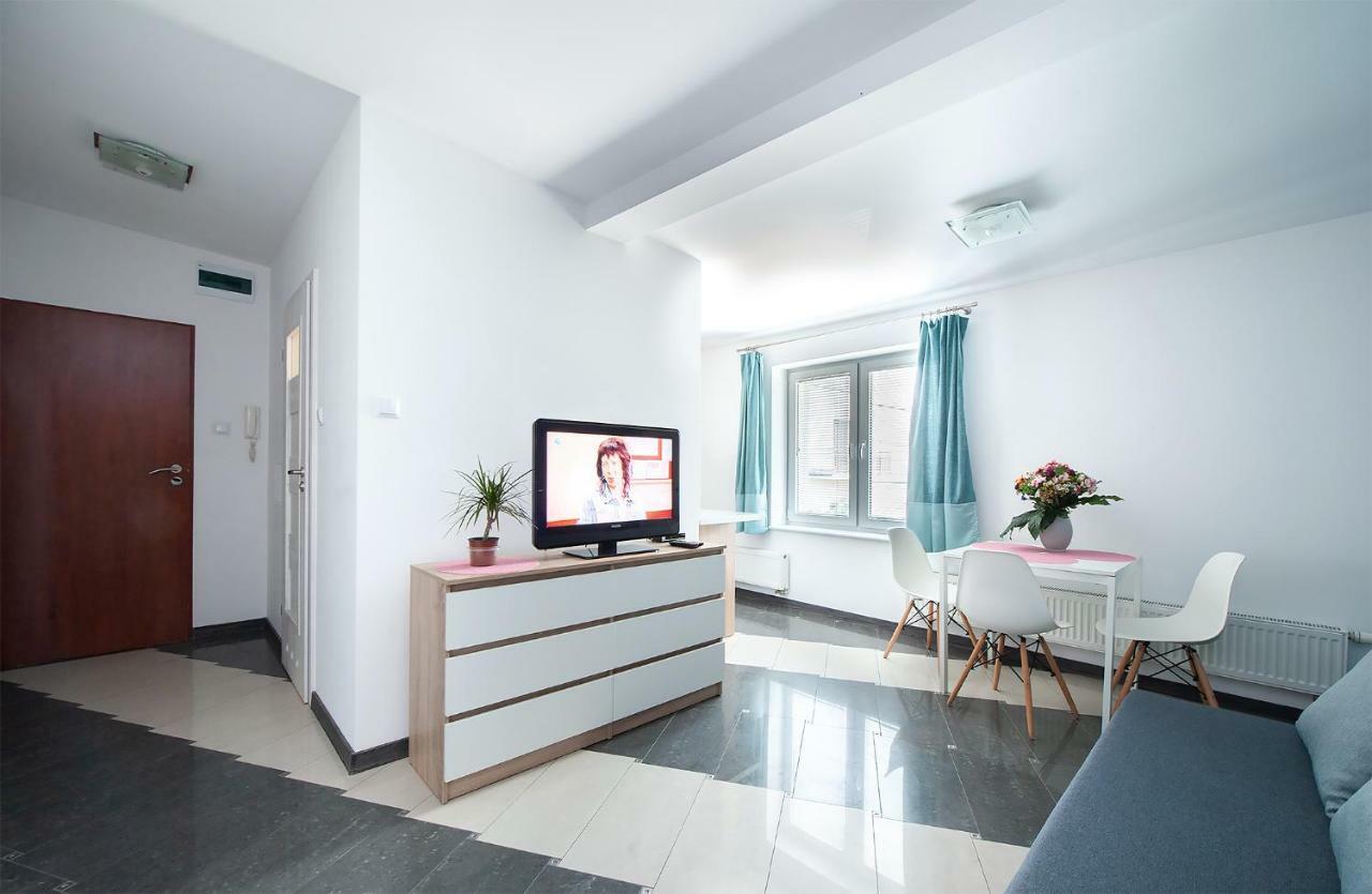 Port-Lodz Apartment By Pinpoint Ngoại thất bức ảnh